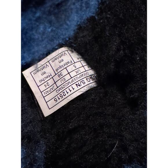 M UGG Classic Mini Stellar Sequin boot in black(multi iridescent chunky) sz 7 - Picture 7 of 13